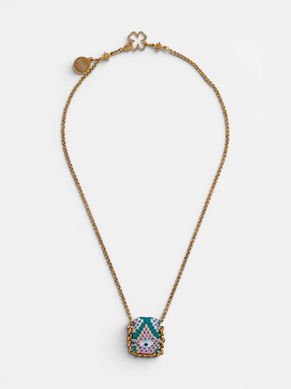 Collier œil porte-bonheur Bingo Ojo Amazônia, tissage vert d'eau et rose, œil en nacre, chaîne acier inoxydable doré, fait main