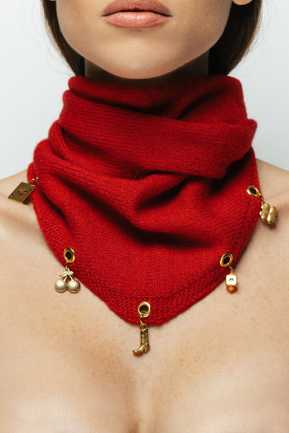 foulard bingo club rouge grigri lucky